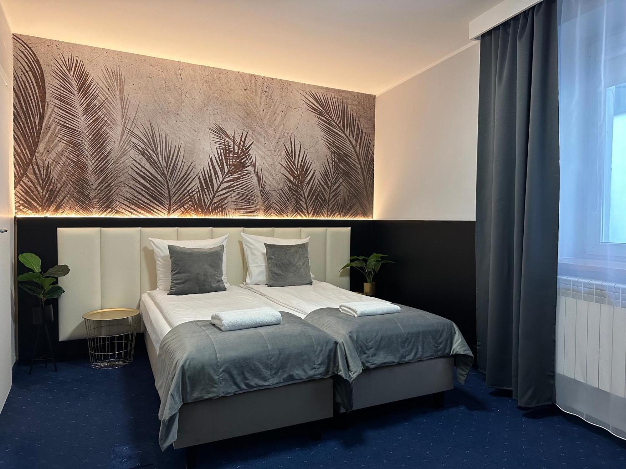 Cube House Aparthotel Krasków Eksteriør bilde